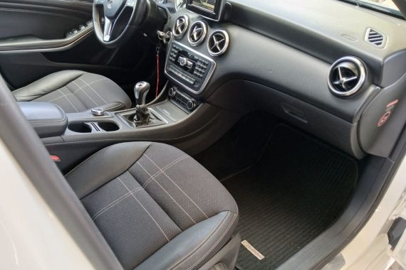 Mercedes-Benz-A 180