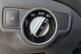 Mercedes-Benz-A 180