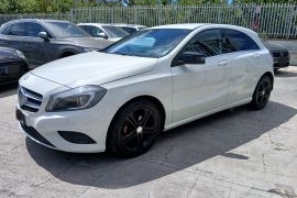 Mercedes-Benz-A 180
