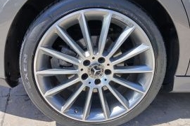 Mercedes-Benz-C 200