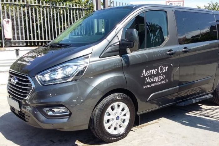 Ford-Tourneo