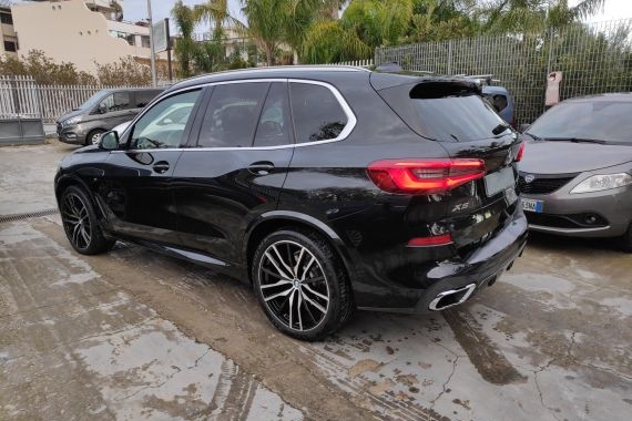 BMW-X5 M