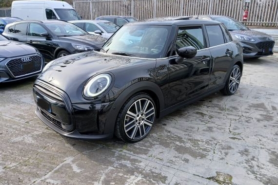 MINI-Cooper Yours