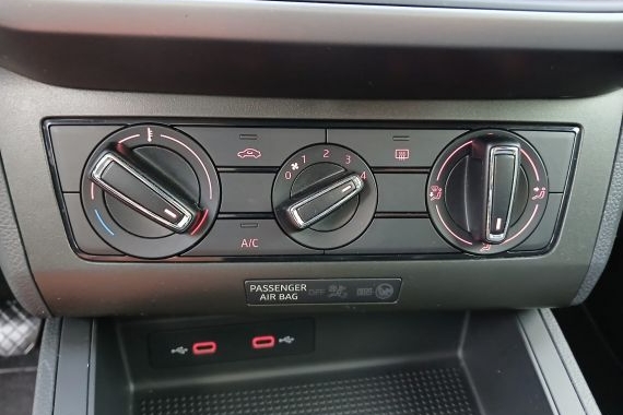 Seat-Ibiza