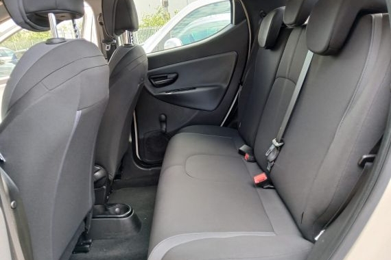 Lancia-Ypsilon
