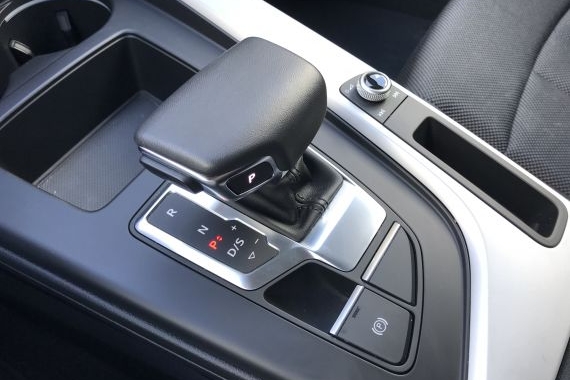 Audi-A4