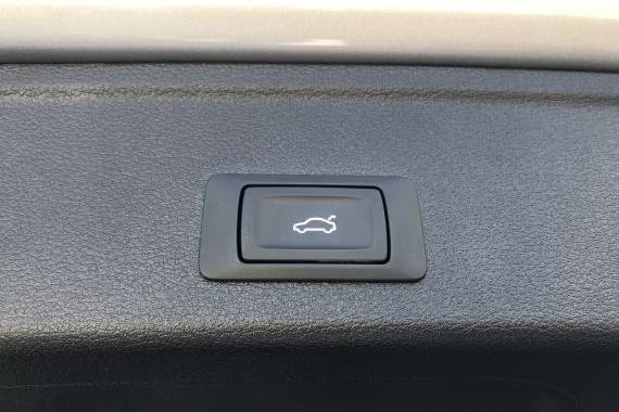 Audi-A4