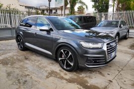 Audi-Q7