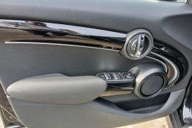 MINI-Cooper Yours