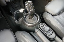 MINI-Cooper Yours