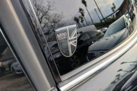 MINI-Cooper Yours