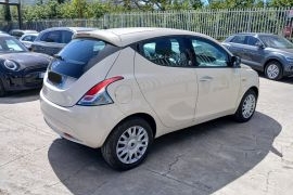 Lancia-Ypsilon